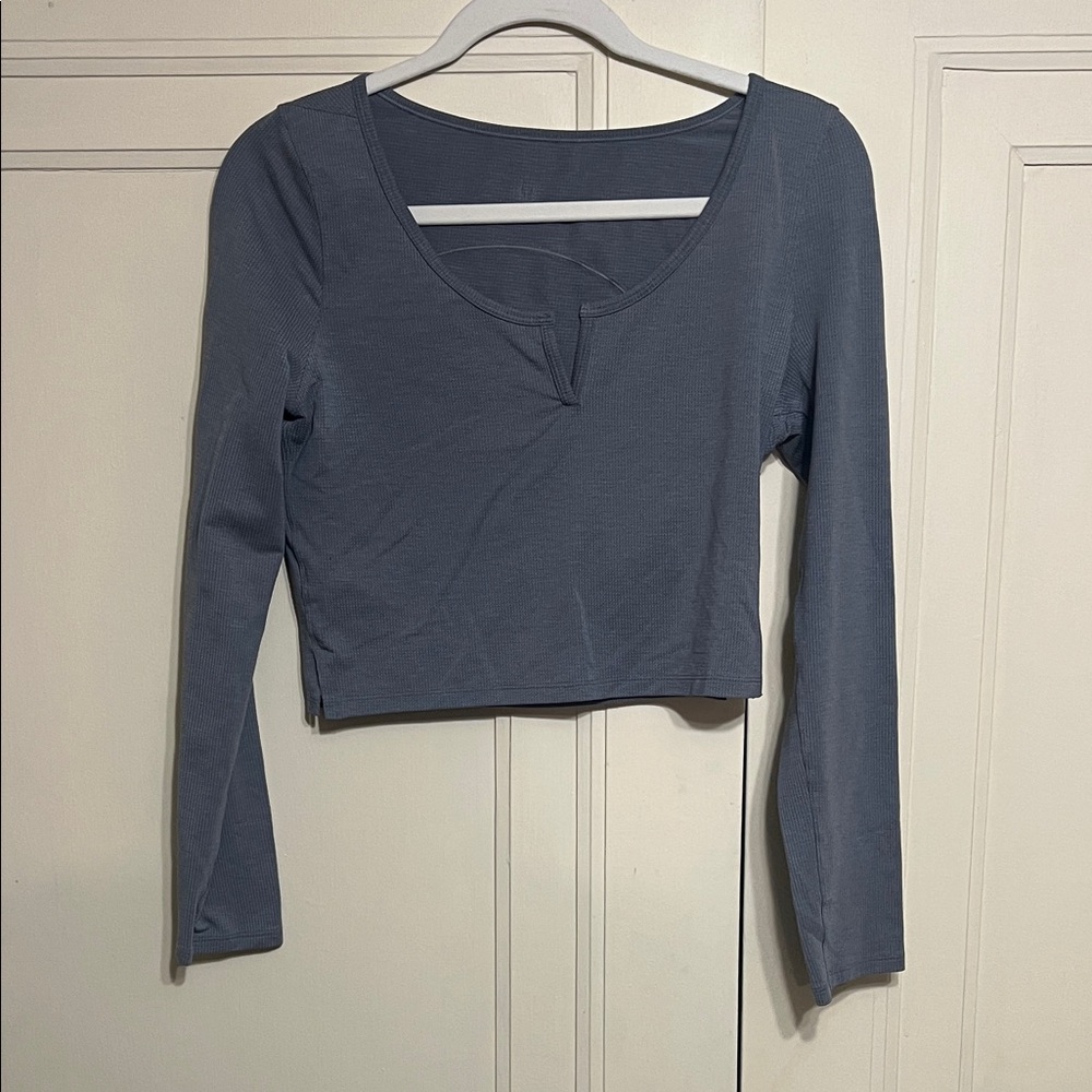 Lululemon cropped Long Sleeve Top